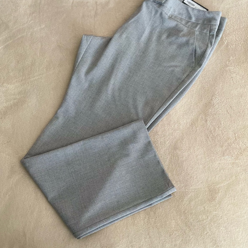 Worthington Modern Fit Relaxed Straight Leg Pants - Size I6P - Picture 4 of 13